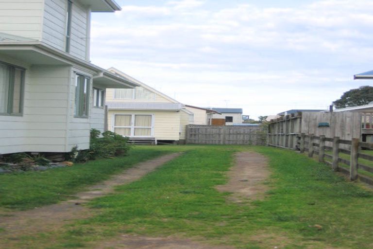 Photo of property in 306b Given Avenue, Whangamata, 3620