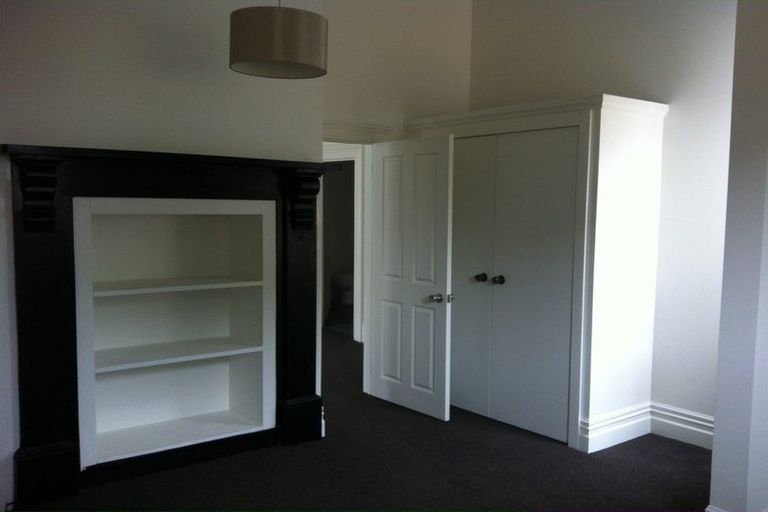 Photo of property in 64 Hinemoa Street, Birkenhead, Auckland, 0626