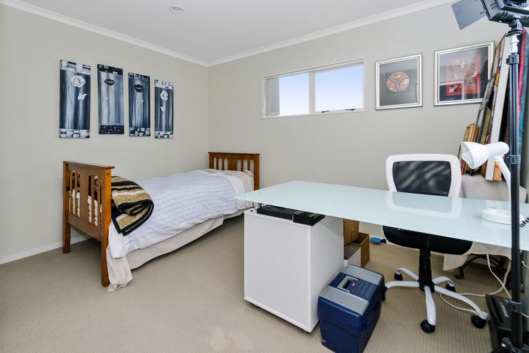 Photo of property in 29 Fergy Crescent, Wattle Downs, Auckland, 2103