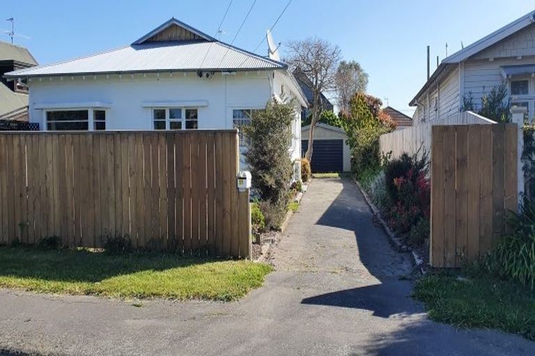 Photo of property in 37 Albany Street, St Albans, Christchurch, 8014