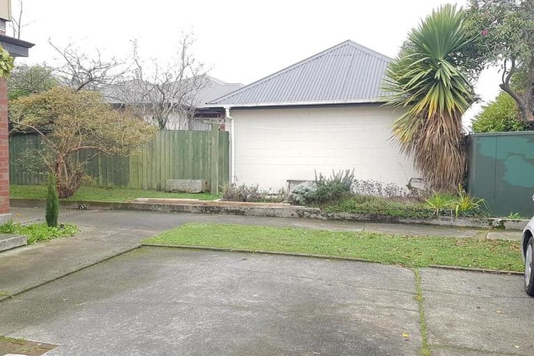 Photo of property in 99 Edgeware Road, St Albans, Christchurch, 8014