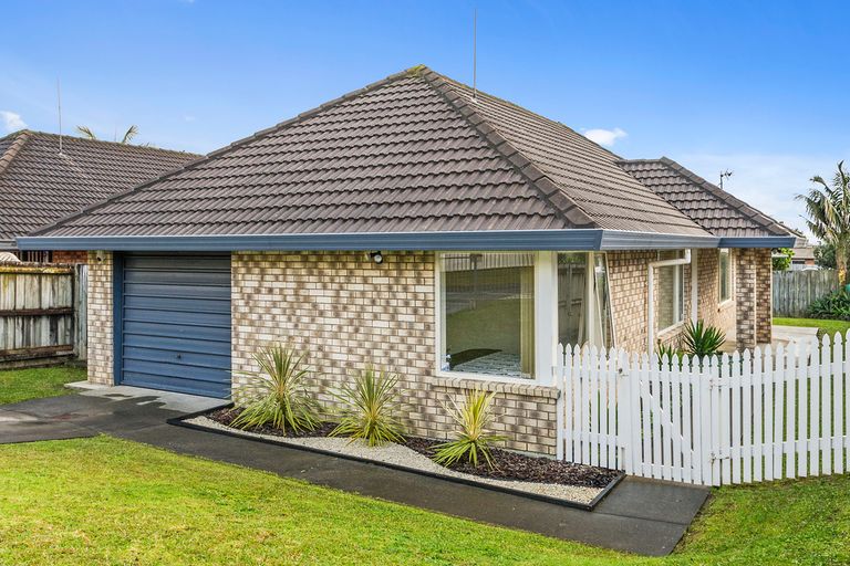 Photo of property in 24a Wai Iti Place, Clendon Park, Auckland, 2103