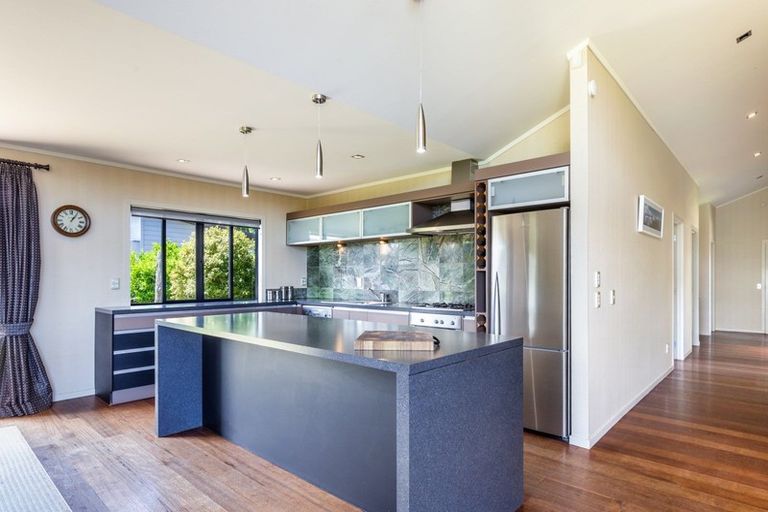 Photo of property in 108 Kinloch Road, Kinloch, Taupo, 3377