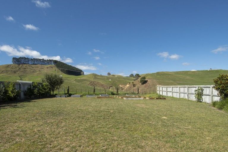 Photo of property in 208 Ballintoy Park Drive, Welcome Bay, Tauranga, 3175