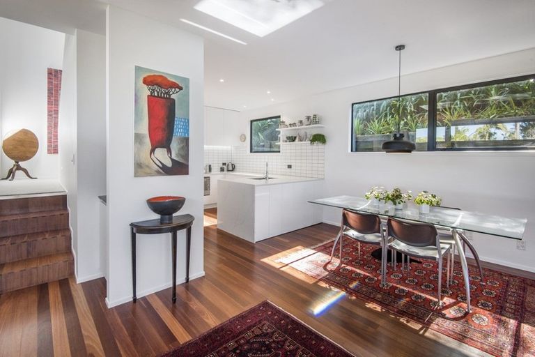 Photo of property in 12b Beaconsfield Street, Devonport, Auckland, 0624