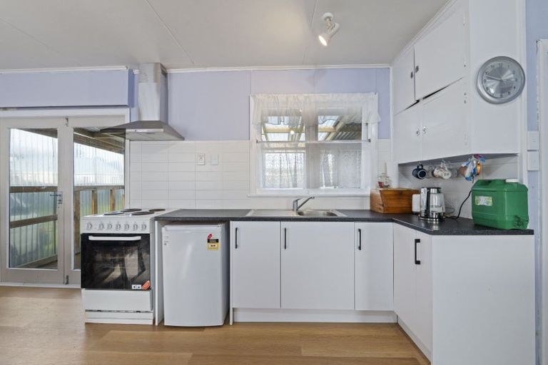 Photo of property in 17 Tuke Street, Normanby, Hawera, 4614