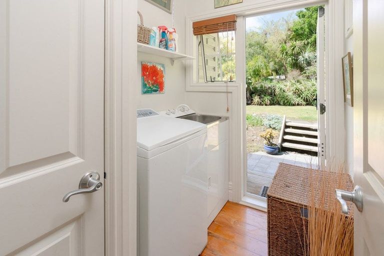 Photo of property in 48 Elizabeth Street, Waikanae, 5036