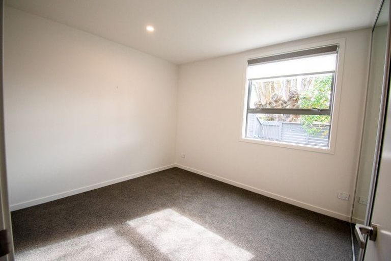 Photo of property in 1/1a Wherstead Road, Cashmere, Christchurch, 8022