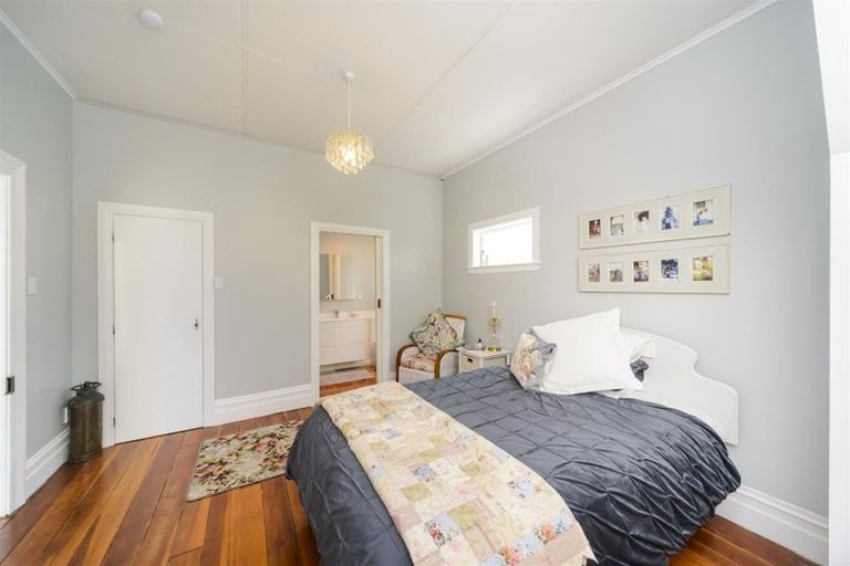 Photo of property in 89 Bridge Street, Bulls, 4818