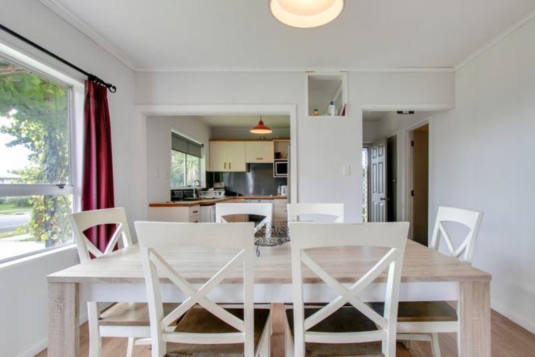 Photo of property in 27 Lyttelton Crescent, Tamatea, Napier, 4112