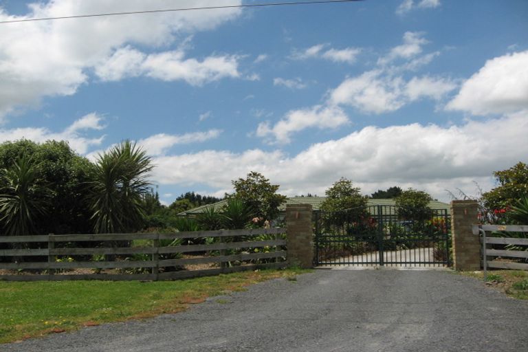 Photo of property in 278 Batty Road, Karaka, Papakura, 2580