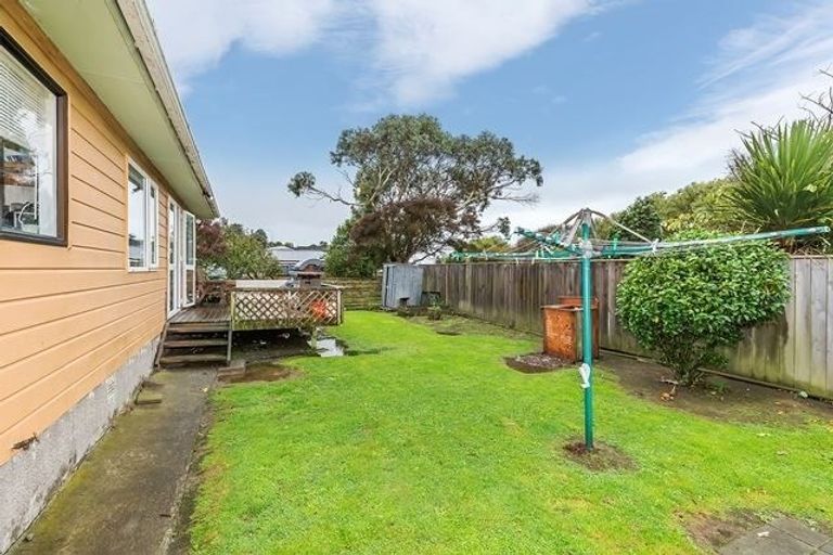 Photo of property in 304a Main Road, Tawa, Wellington, 5028