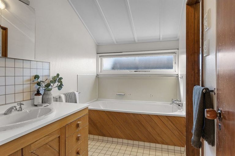 Photo of property in 2/24 Creyke Road, Ilam, Christchurch, 8041