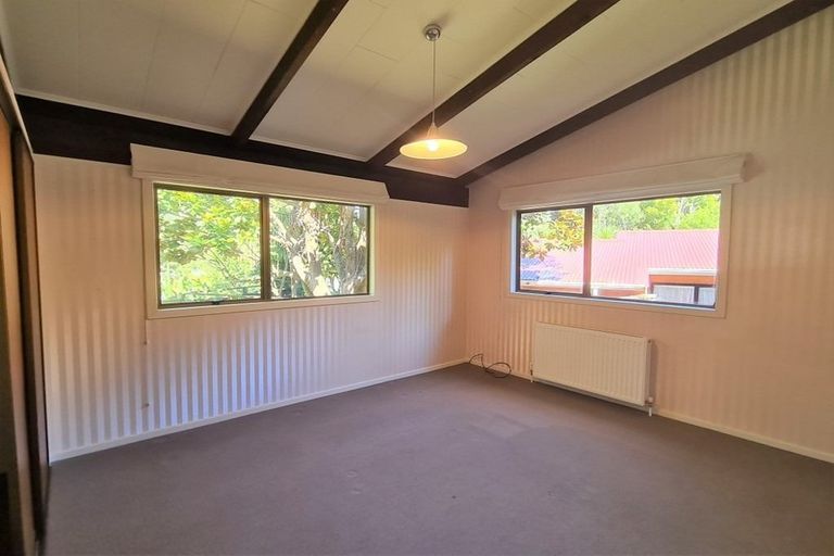 Photo of property in 113 Poplar Grove, Whalers Gate, New Plymouth, 4310