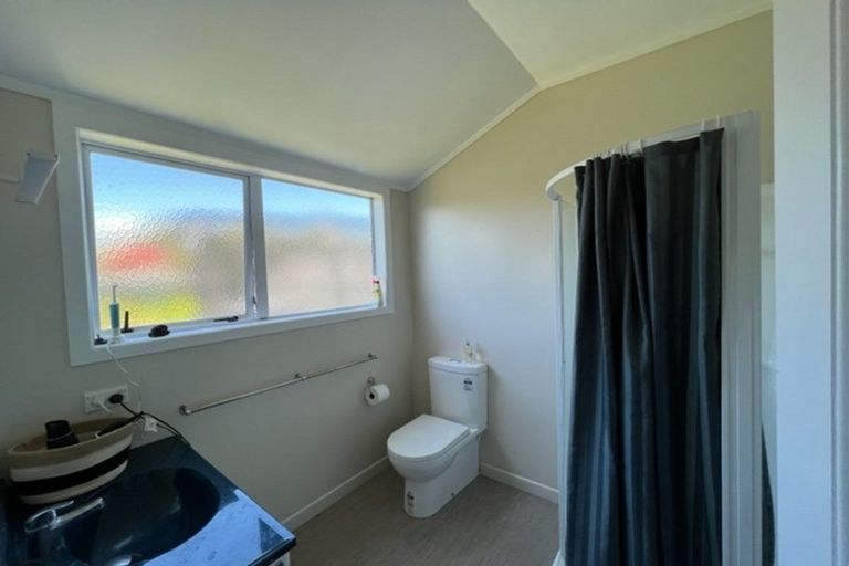 Photo of property in 13 High Street West, Waitara, 4320