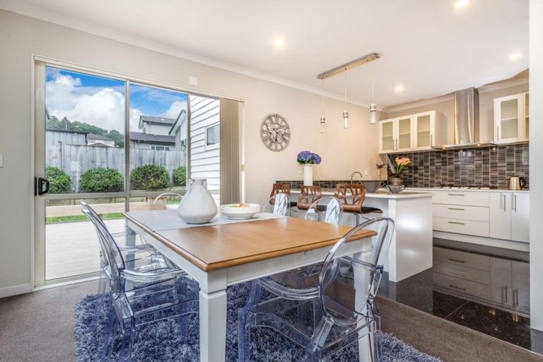 Photo of property in 41 Terrasini Drive, Flat Bush, Auckland, 2019