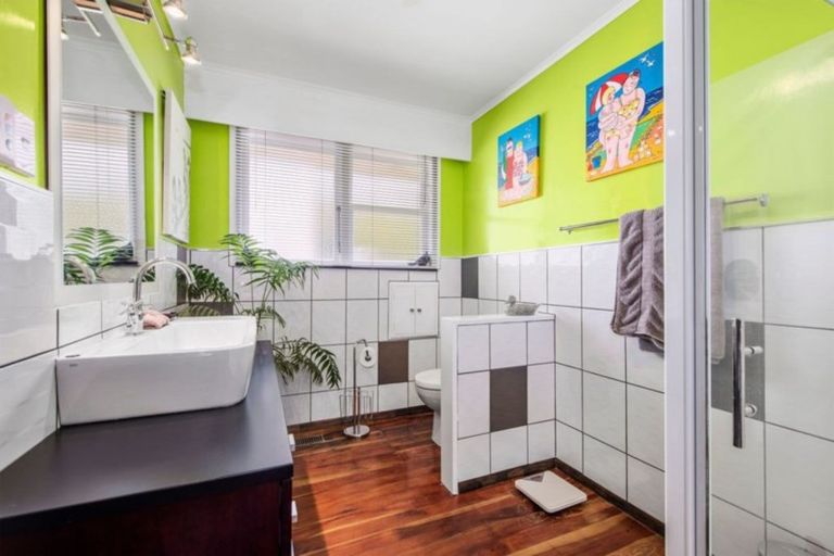 Photo of property in 99 Manuka Street, Stokes Valley, Lower Hutt, 5019