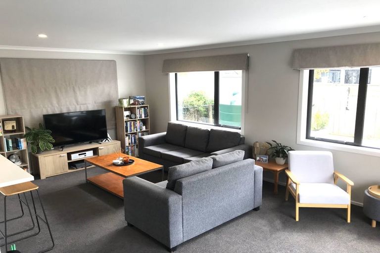 Photo of property in 12a Haydon Street, Roslyn, Palmerston North, 4414