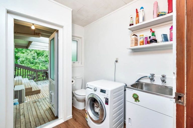 Photo of property in 72 Fitzwater Place, Henderson, Auckland, 0612