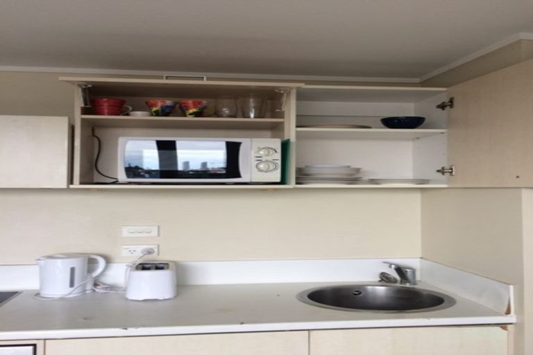 Photo of property in Zest Apartments, 506/72 Nelson Street, Auckland Central, Auckland, 1010