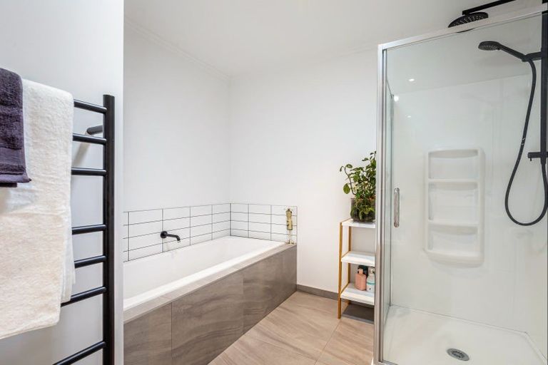 Photo of property in 32 Marine Parade, Hobsonville, Auckland, 0616