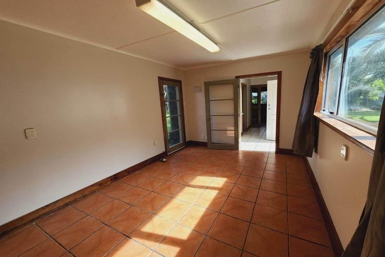 Photo of property in 100 Puriri Street, Gonville, Wanganui, 4501