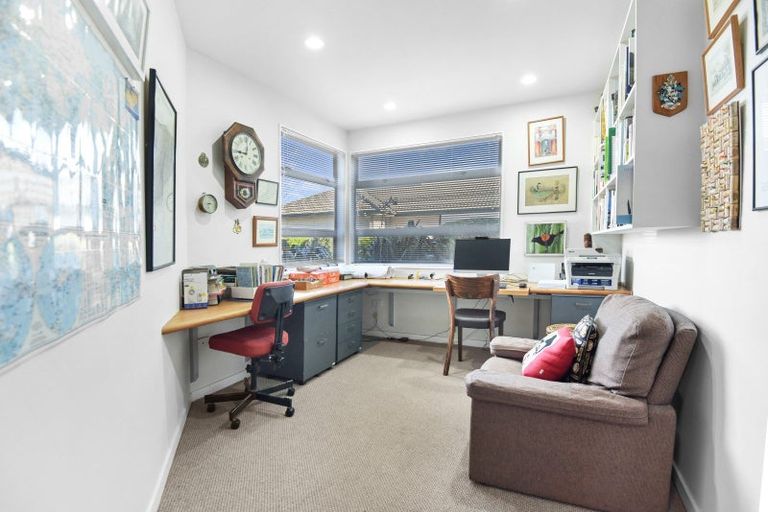Photo of property in 5 Suffolk Drive, Otamatea, Whanganui, 4500