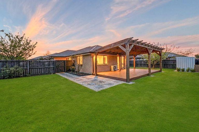 Photo of property in 31 Makawe Roa Street, Marshland, Christchurch, 8083