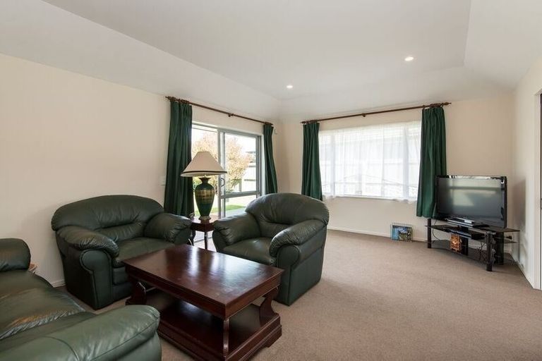 Photo of property in 11 Excalibur Place, Burwood, Christchurch, 8083
