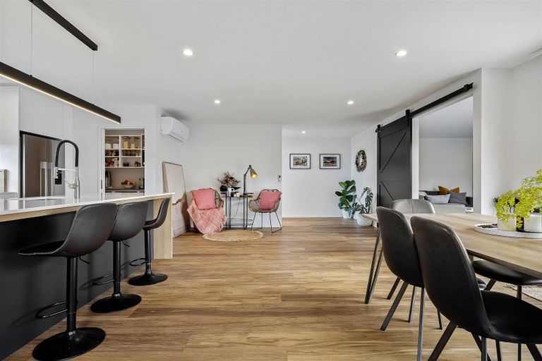 Photo of property in 53 Westpark Boulevard, Rangiora, 7400