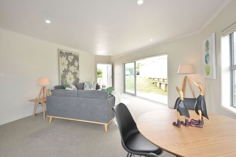 Photo of property in 3 Karauria Lane, Orewa, 0931