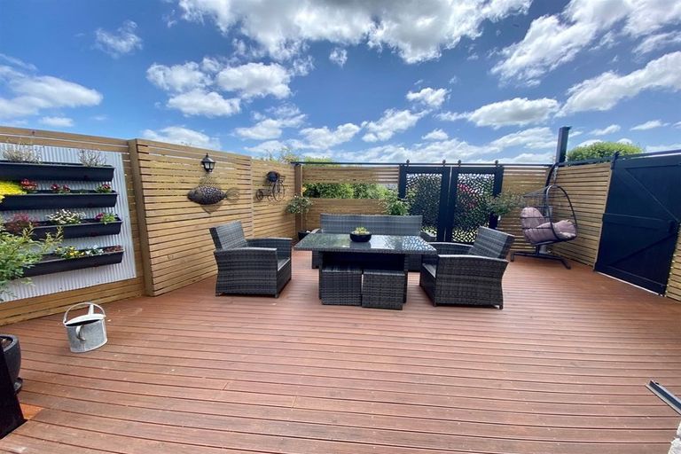 Photo of property in 17 Saint Andrew Place, Balclutha, 9230