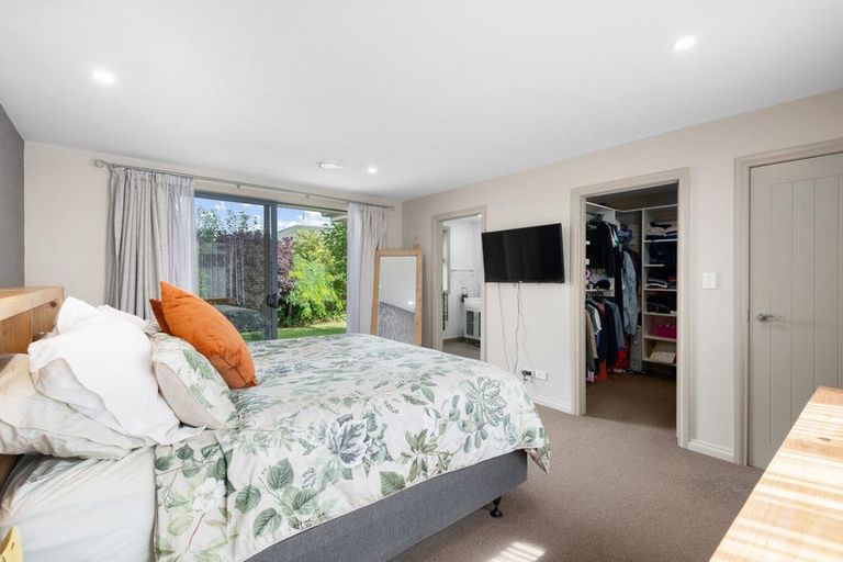 Photo of property in 16 Fenty Place, Mosgiel, 9024