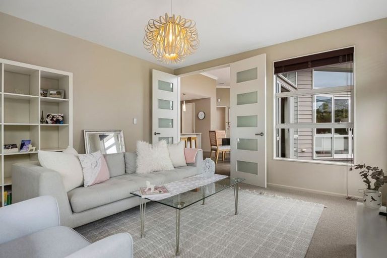 Photo of property in 12 Siding Lane, Prebbleton, 7604