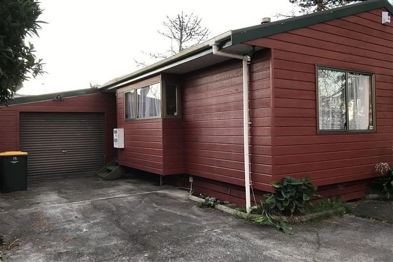 Photo of property in 2/133 Carnoustie Drive, Wattle Downs, Auckland, 2103