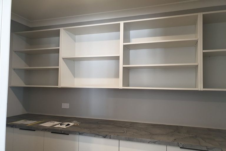 Photo of property in 42 Rose Leigh Drive, Cambridge, 3434