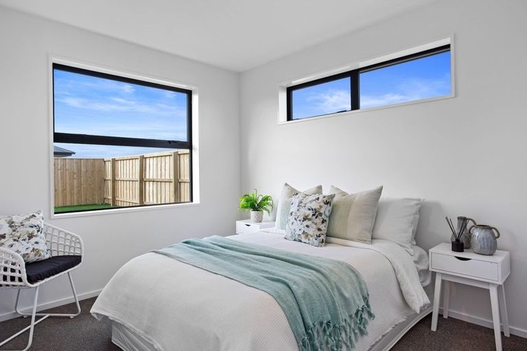 Photo of property in 11 Curtis Street, Woodend, 7610