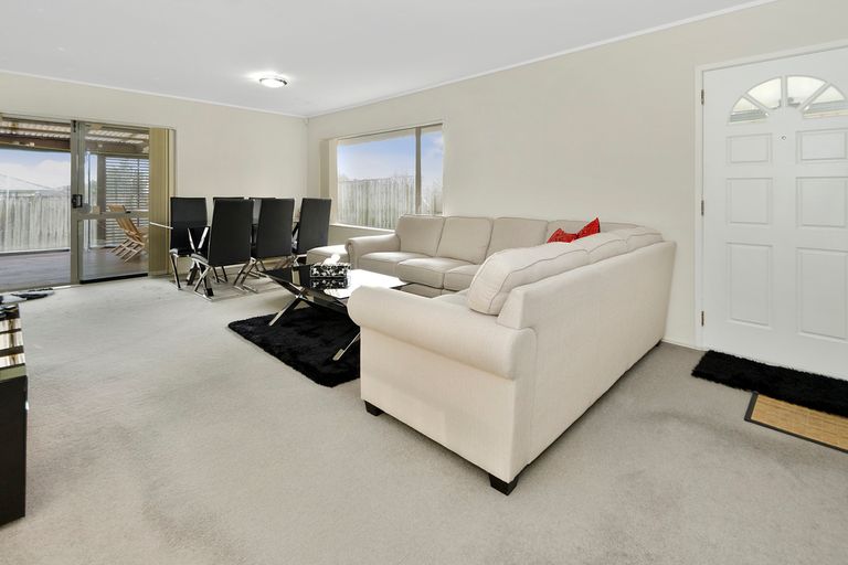 Photo of property in 24a Wai Iti Place, Clendon Park, Auckland, 2103