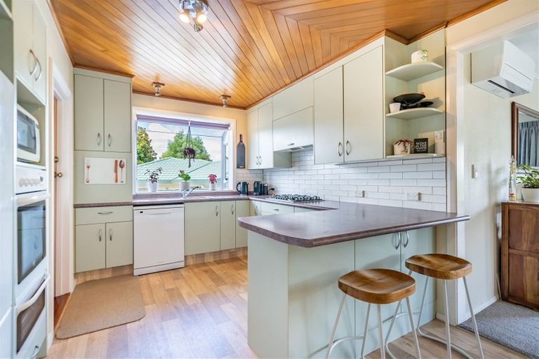 Photo of property in 115a Thackeray Street, Trentham, Upper Hutt, 5018