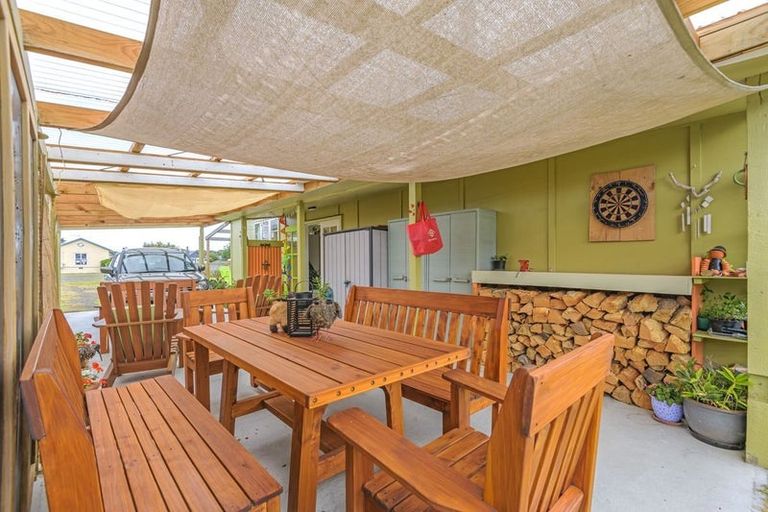 Photo of property in 34 Koputara Road, Himatangi Beach, Foxton, 4891