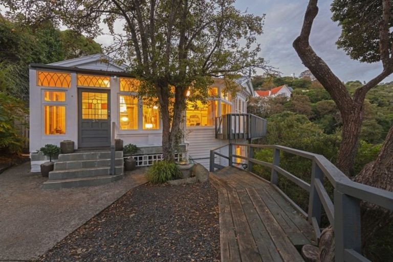 Photo of property in 23 Frandi Street, Thorndon, Wellington, 6011