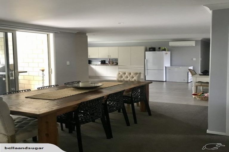 Photo of property in 10 Park Avenue, Mangawhai Heads, Mangawhai, 0505