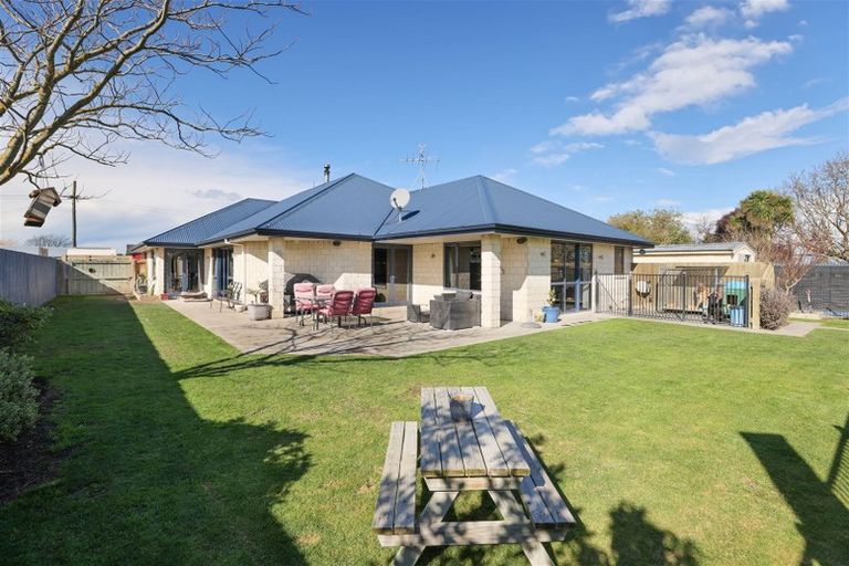 Photo of property in 22 Anne Street, Tinwald, Ashburton, 7700