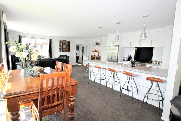 Photo of property in 43 Tara Hills Drive, North Taieri, Mosgiel, 9092