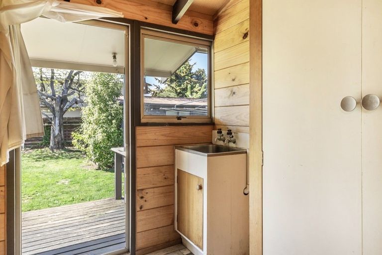 Photo of property in 2 Hyde Avenue, Richmond Heights, Taupo, 3330