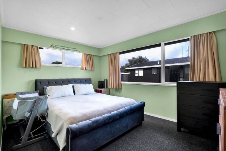 Photo of property in 13 Wilson Road, Opunake, 4616