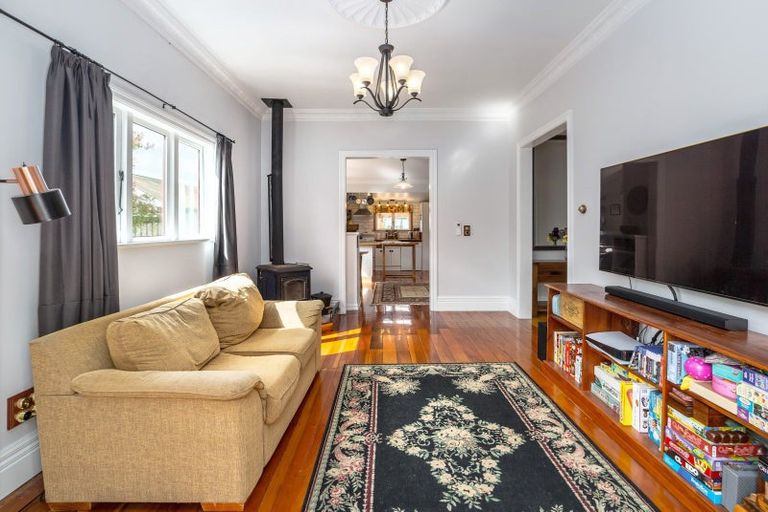 Photo of property in 11 Waite Street, Featherston, 5710