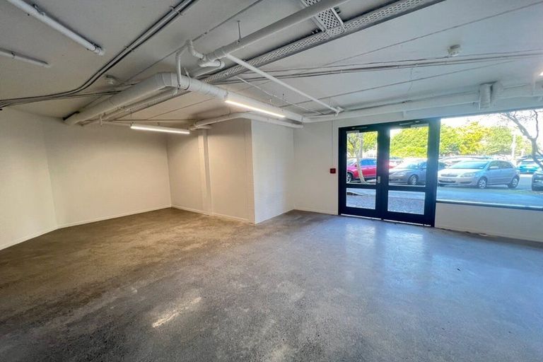 Photo of property in 2c/7-11 Bute Road, Browns Bay, Auckland, 0630