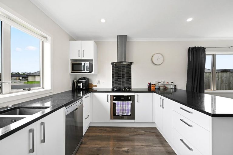 Photo of property in 9 Oolong Court, Huntington, Hamilton, 3210