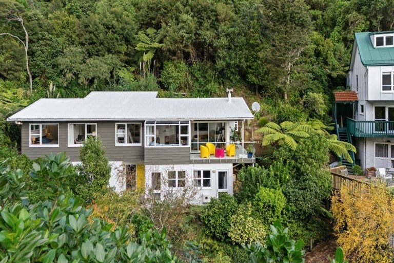Photo of property in 57 Rona Street, Eastbourne, Lower Hutt, 5013